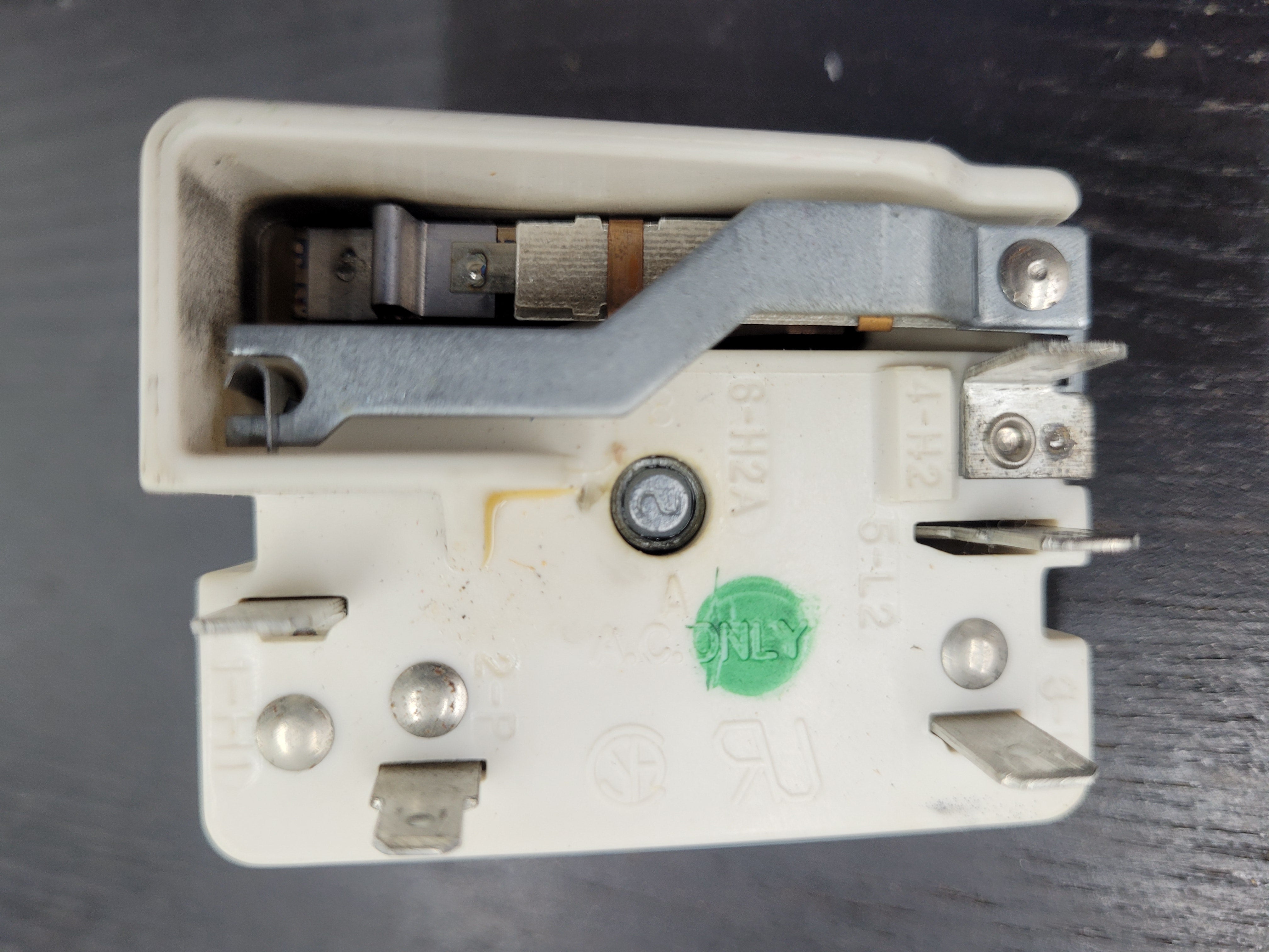 Whirlpool Range Burner Infinite Control Switch 3148953 PS336886 AP3029710 Whirlpool Range Burner Infinite Control Switch 3148953 PS336886 AP3029710